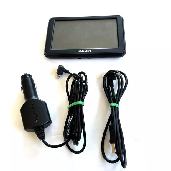 Garmin 5" Display Nuvi 50LM Automotive GPS Navigator w/ Lifetime Map - Picture 1 of 2